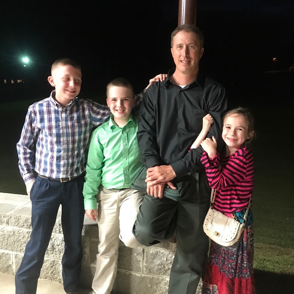 Meet your Posher, Stephanie - Picture 8 of 9